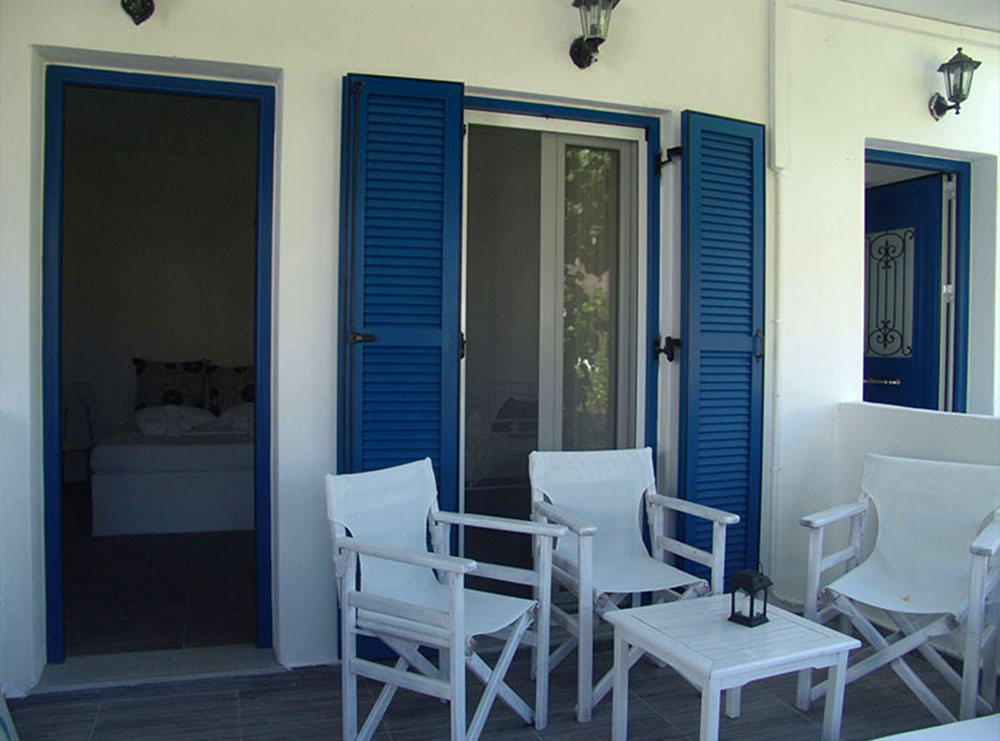 Rooms Avlomonas beach, Serifos