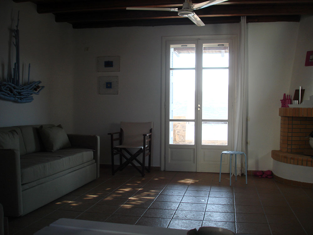 Serifos Astra house in Livadi