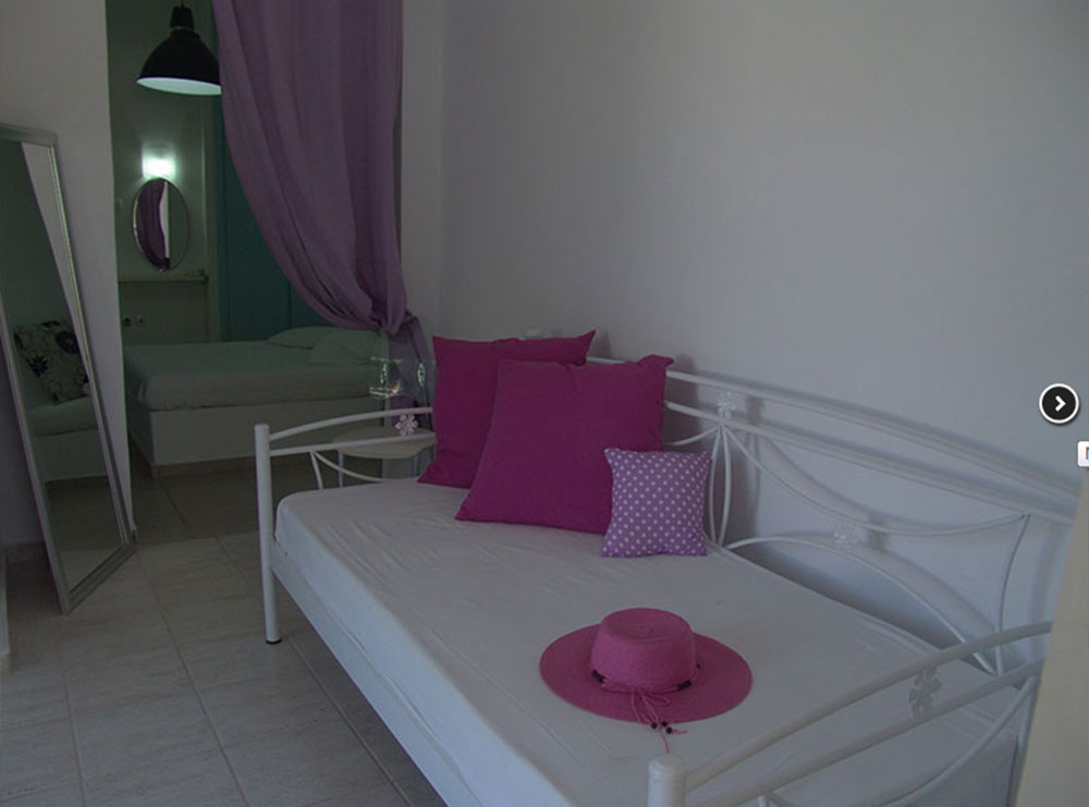 Rooms Avlomonas beach, Serifos