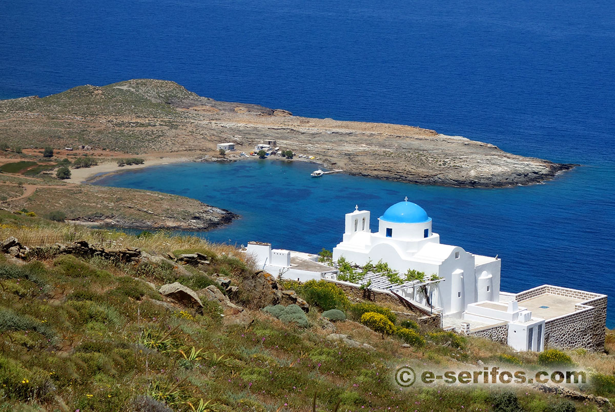 The church of Panagia Skopiani and Platis Gialos at the background