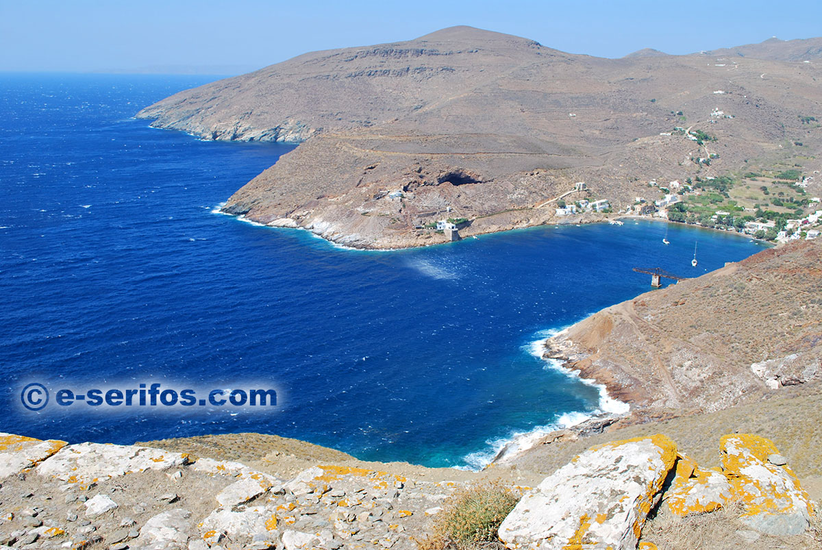 The gulf of Megalo Livadi in Serifos